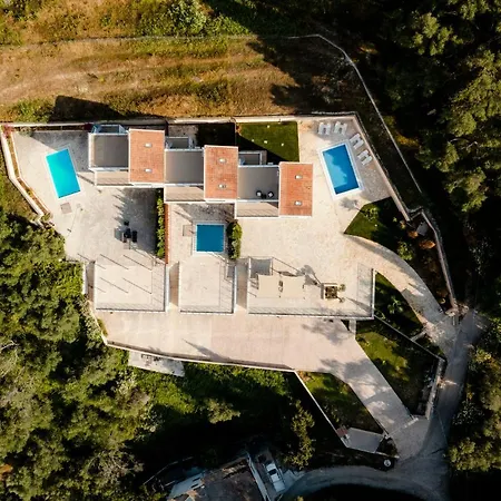 Jackson Villas Ágios Matthaíos